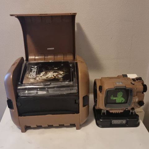 Fallout 4 Pip boy edition