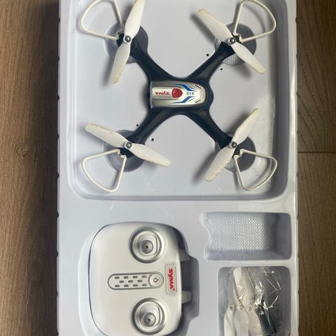 Syma X15 drone