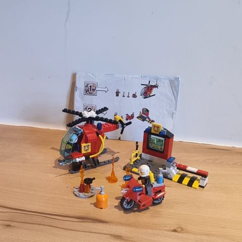 Lego Juniors 10685 Brannvesenkoffert