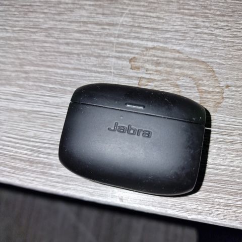 Jabra elite 65t selges