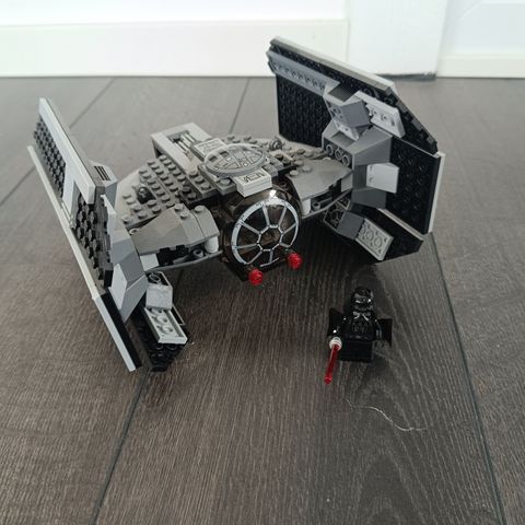 Lego star wars Darth Vader tie advanced