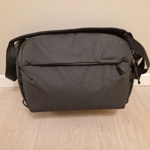 Peak Design Everyday Sling 10 liter Svart