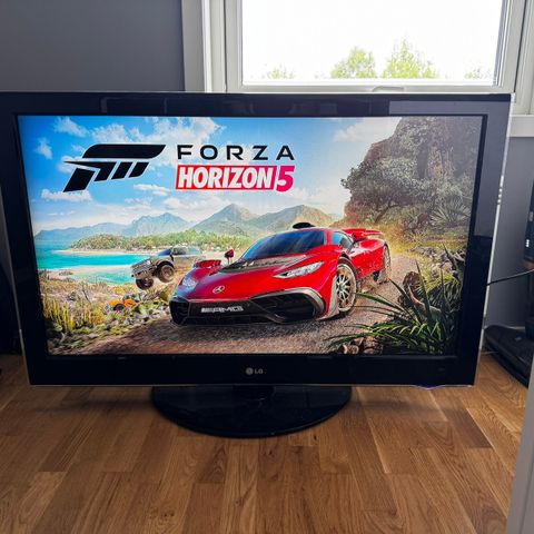 LG 42” 4xHDMI