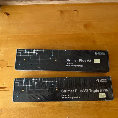 Strimer Plus  V2 og Strimer Plus V2 triple 8 pin