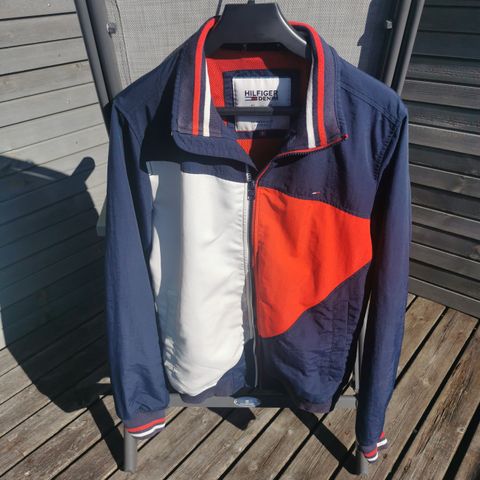 Tommy Hilfiger ytterjakke