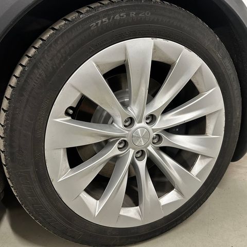 tesla model X felger og dekk R20 ,Michelin