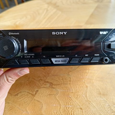 Sony DSX-A500BD bluetooth DAB+ bilstereo