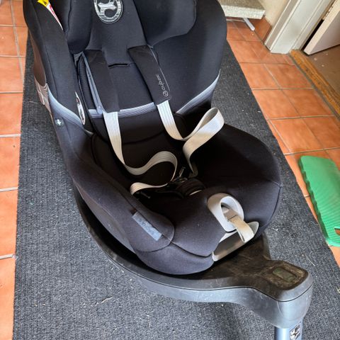 car seat from cybex