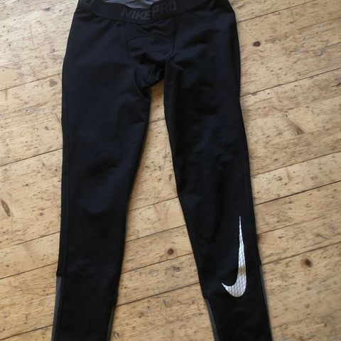 Nike Pro varme tights, str. 10-12 år