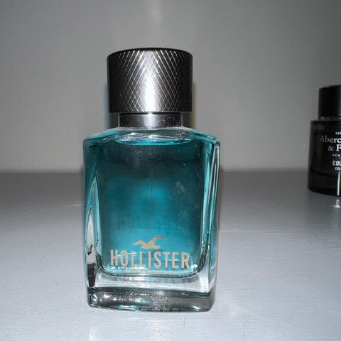 Parfyme fra Hollister, 30 ml.