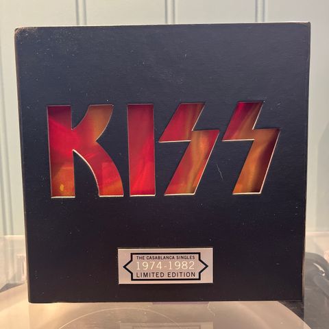 Kiss - The Casablanca Singles, vinyl