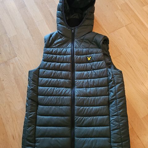 Lyle & Scott vest