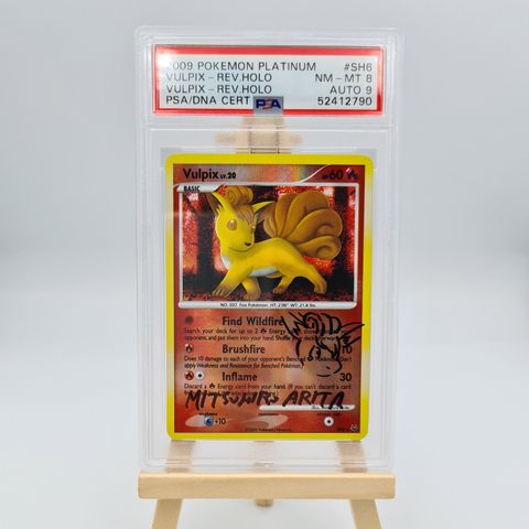 Vulpix SH6 signert av Mitsuhiro Arita PSA 8 Auto 9