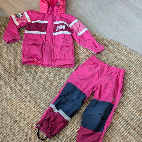 Kjempefint Skallsett fra Helly Hansen