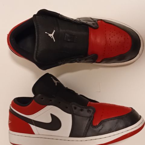 Jordan 1 Low Bred Toe