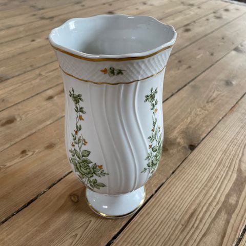 Vintage Hollohaza Porselen Vase