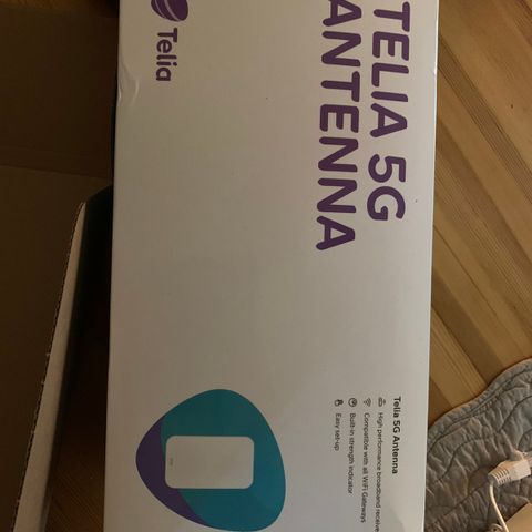 Nokia 5G antenne og smart ruter fra Telia.