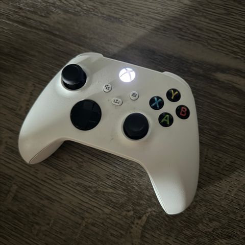 Xbox series s/x controller white