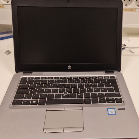HP EliteBook 820 G3 med Windows 10 pro