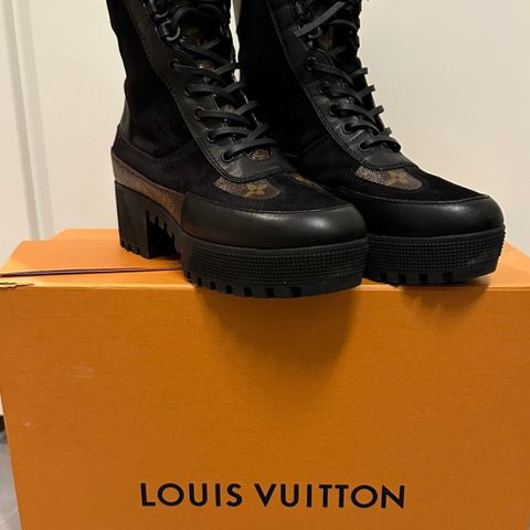 Laureate Desert boots fra Louis Vuitton