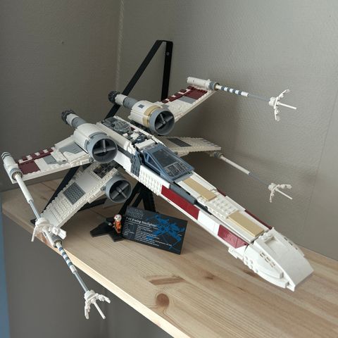 Lego USC X-Wing