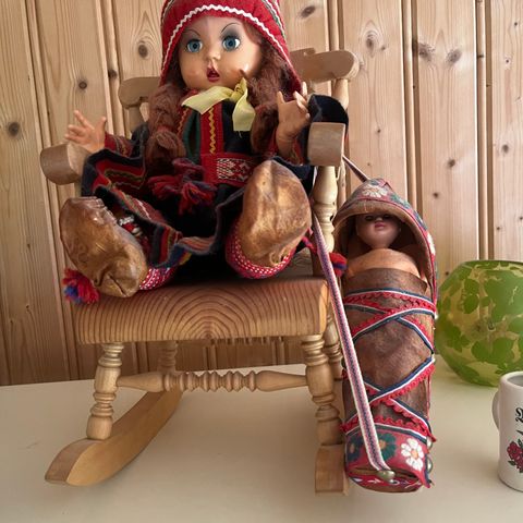 Eldre samisk dukke med sjel