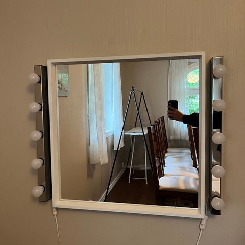 Nissedal speil fra IKEA med lys