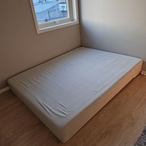 Ikea Snarum rammemadrass 160x200 selges billig mot henting