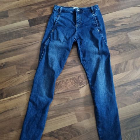 Five units jeans str 24