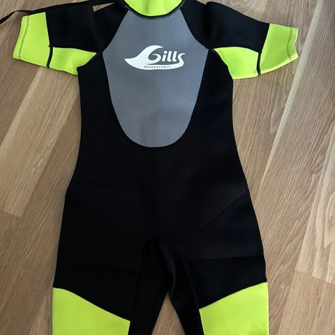 Som ny - Våtdrakt for barn, junior str. 8 (6-8 år) fra Gills