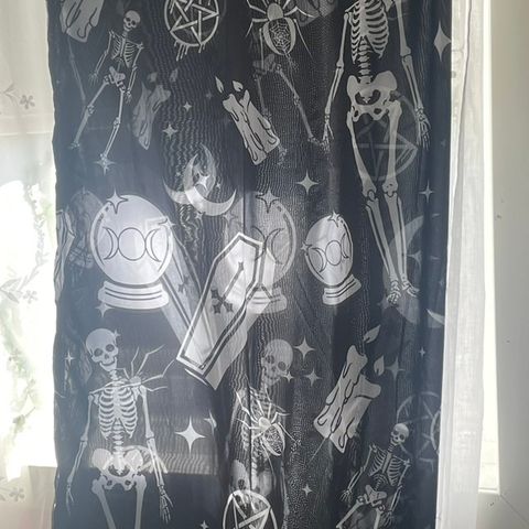 Dollskill gardiner 140x210cm