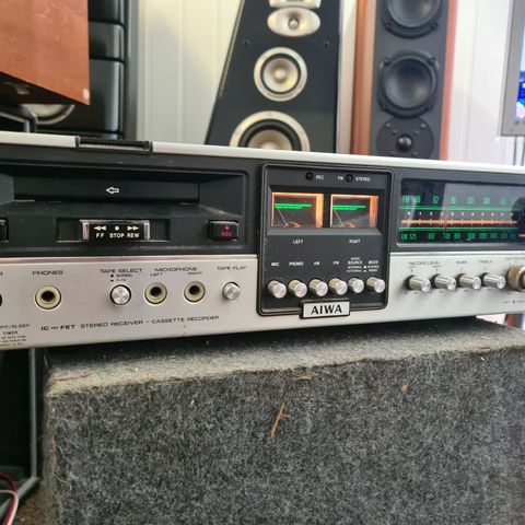 Aiwa TPR-3010 Stereo Receiver