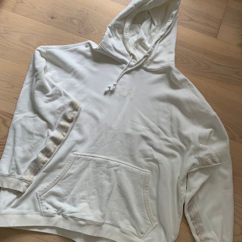 Adidas hettegenser str XL