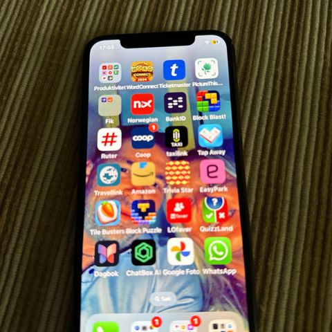 iPhone X. Pent brukt. Ingen merker. Pris kan diskuteres