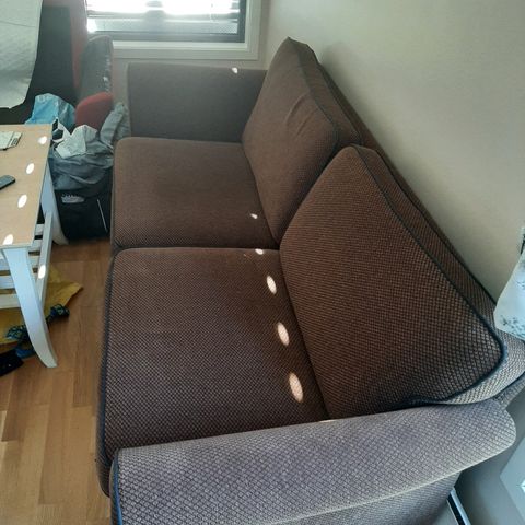 Sofa og sofastol selges