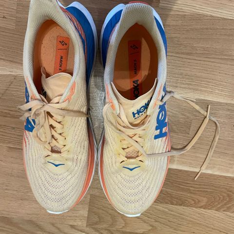 Hoka Mach 5, 42 2/3, 61km