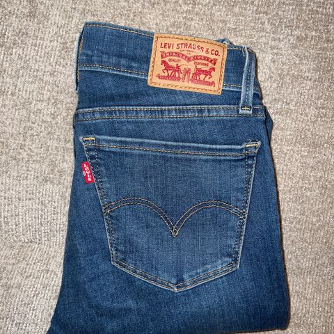 Levis 710 super skinny