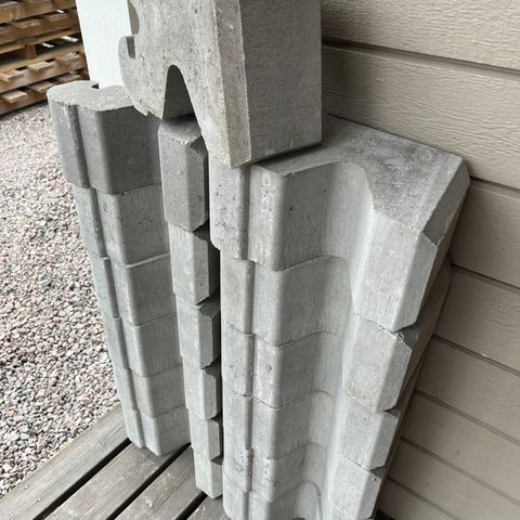 Halvsteiner fra Aaltvedt støttemur mini grå