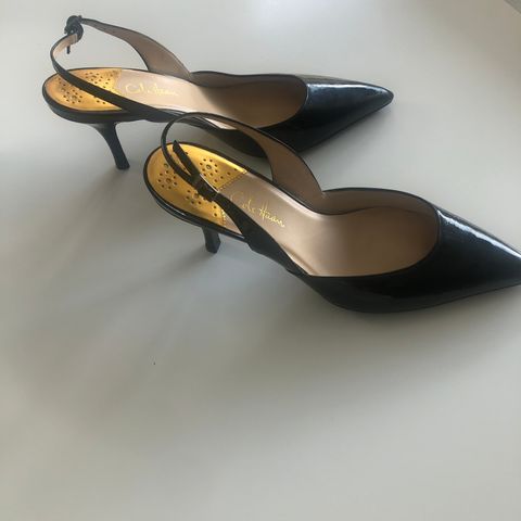 Cole Haan sorte lakkpumps/ skinn/ Str 39/300kr