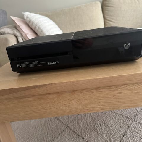 Xbox One 500GB selges