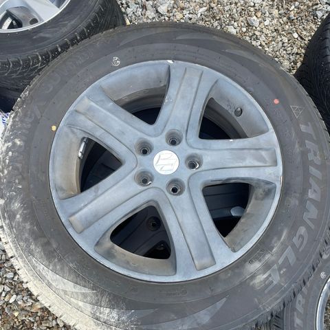 Nye dekk på felg Triangle Advante x suv 225/65r17 106V