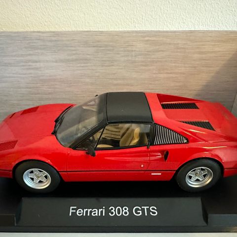 Ferrari 308 GTS 1/18