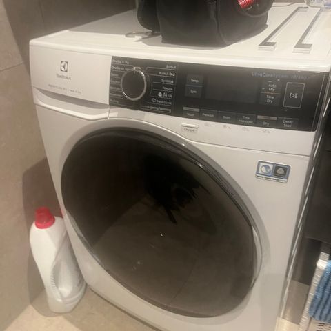 Veldig fin og god maskin med vask og tørk