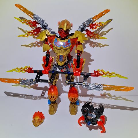 Lego Bionicle 71308 Tahu Uniter of Fire og 71303 Ikir Creature of Fire