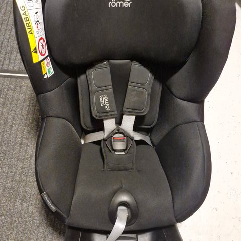 Britax swingfix i-size