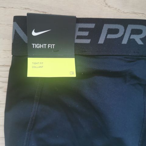 Nike pro tights str 147-158 cm