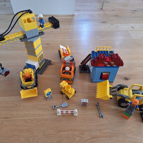 Lego Duplo byggeplass og bulldoser selges