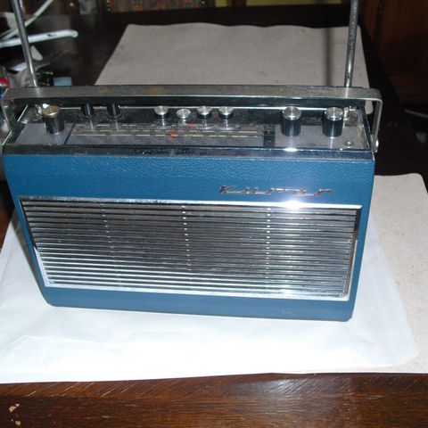 RadioNette reiseradio til salgs.