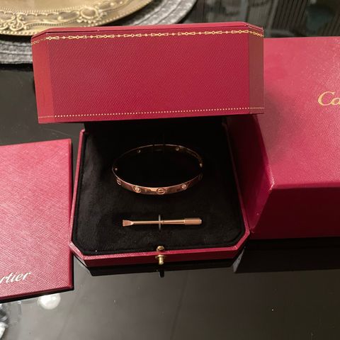 Cartier Love Bracelet 4 Diamonds - New price 149.000kr