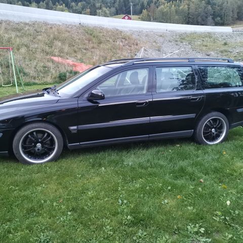 2 gen volvo v70 ønskes kjøpt!